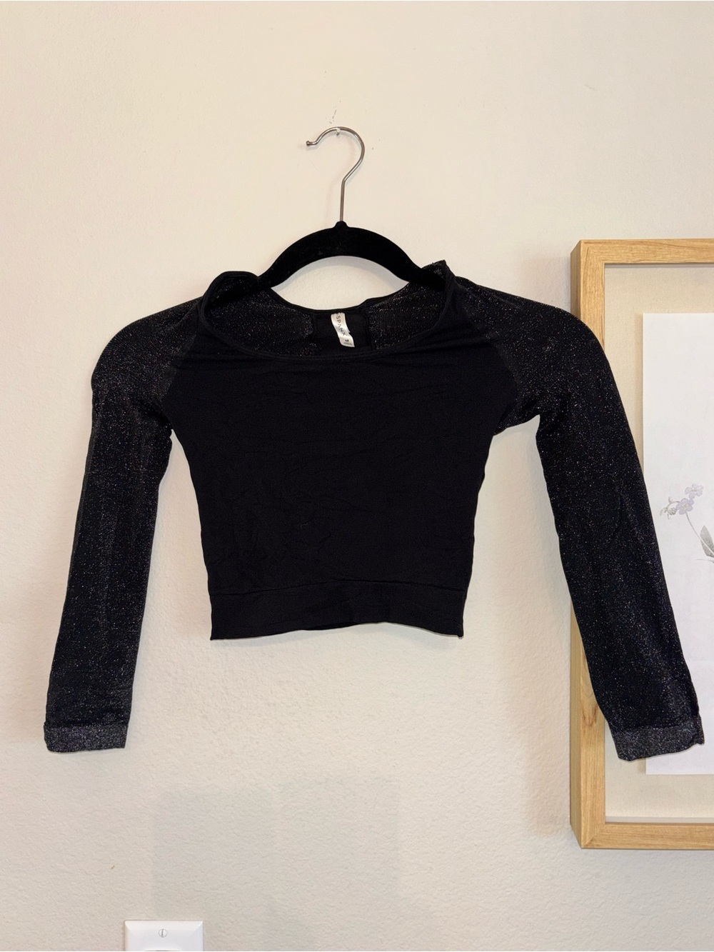 Girl’s SPANX Black Sparkle Long Sleeve Cropped Top
